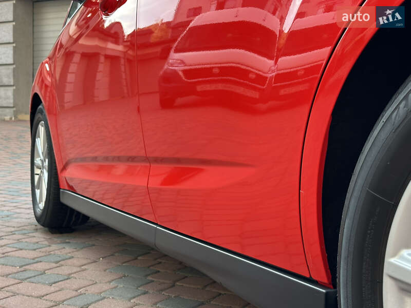 Мінівен Ford C-Max 2016 в Івано-Франківську