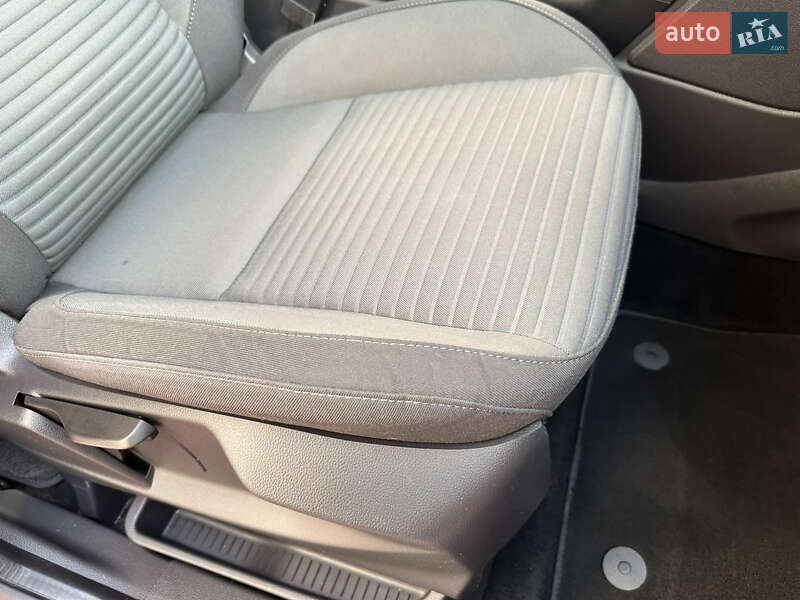 Мінівен Ford C-Max 2016 в Івано-Франківську