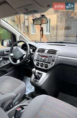 Мінівен Ford C-Max 2009 в 