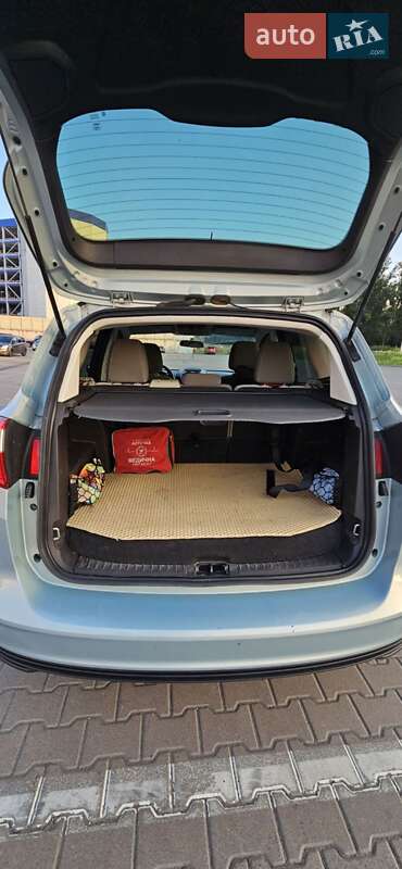 Мінівен Ford C-Max 2012 в Києві