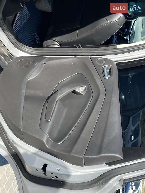 Мінівен Ford C-Max 2016 в Львові