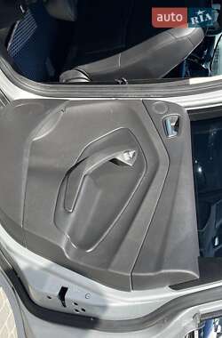 Минивэн Ford C-Max 2016 в 