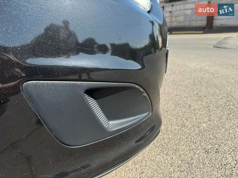 Мінівен Ford C-Max 2013 в Кривому Розі