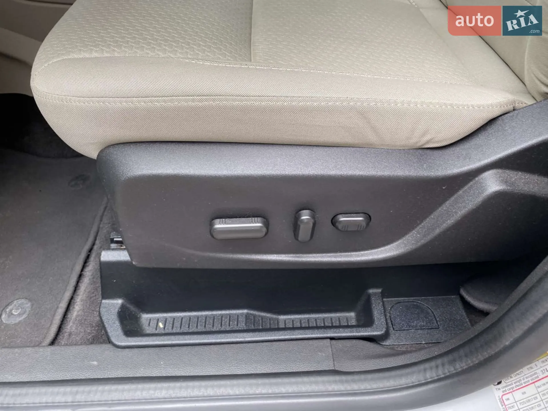 2017 Ford C-MAX - мініатюра 27