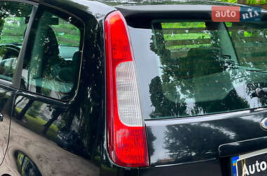 Минивэн Ford C-Max 2006 в 