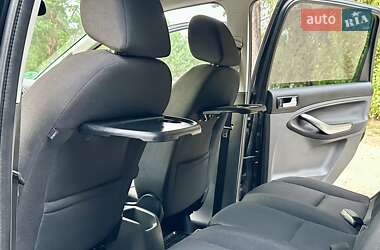 Минивэн Ford C-Max 2009 в 