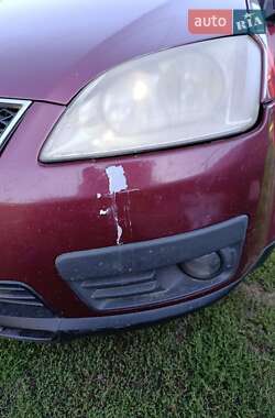Минивэн Ford C-Max 2004 в  фото 10 Минивэн Ford C-Max 2004 в