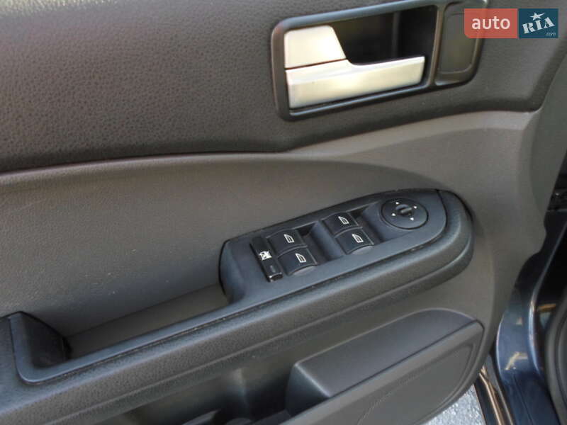 Мінівен Ford C-Max 2006 в Житомирі