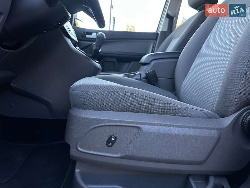 Минивэн Ford C-Max 2005 в Виннице