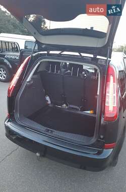 Минивэн Ford C-Max 2010 в 