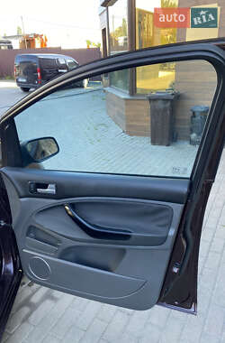 Минивэн Ford C-Max 2009 в 