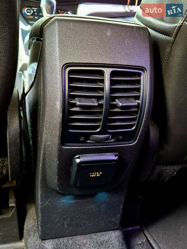 Минивэн Ford C-Max 2015 в Днепре