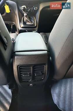 Минивэн Ford C-Max 2015 в 