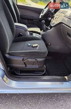 Мінівен Ford C-Max 2005 в 
