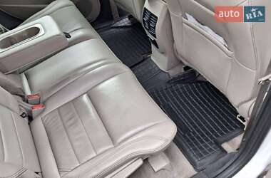 Минивэн Ford C-Max 2016 в 