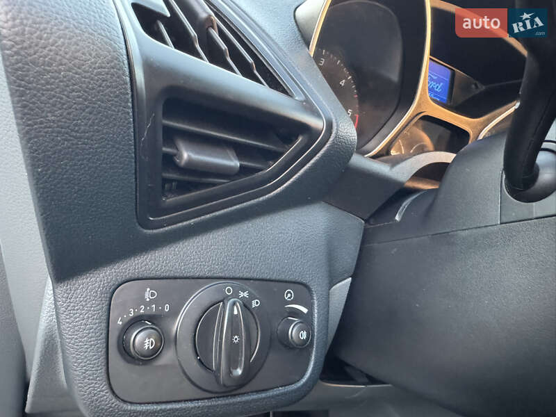 Минивэн Ford C-Max 2011 в Стрые