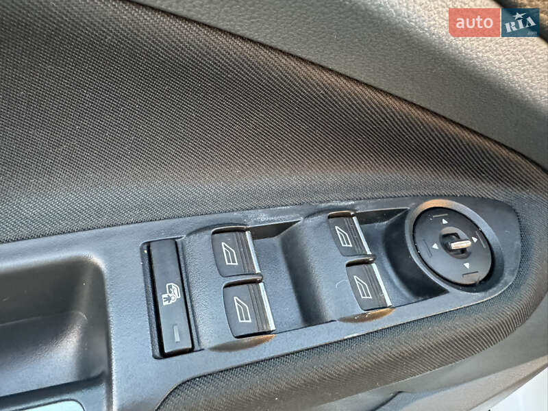 Минивэн Ford C-Max 2011 в Стрые