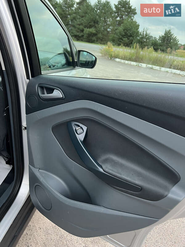 Мінівен Ford C-Max 2011 в Дубні
