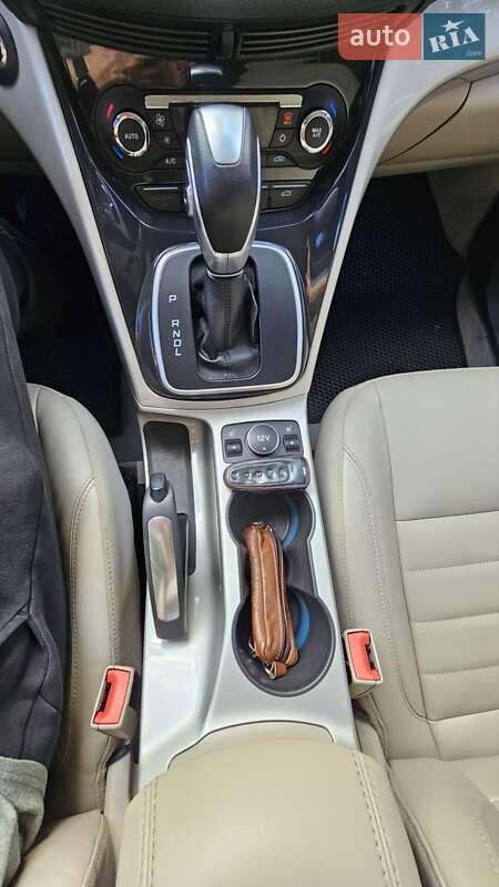 Мінівен Ford C-Max 2014 в Дніпрі