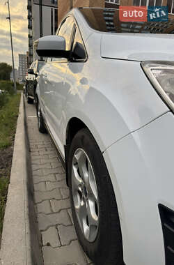 Минивэн Ford C-Max 2012 в 