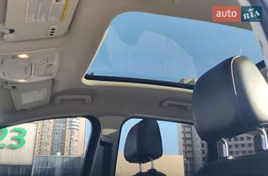 Мінівен Ford C-Max 2017 в 