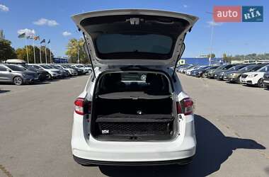 Минивэн Ford C-Max 2017 в 