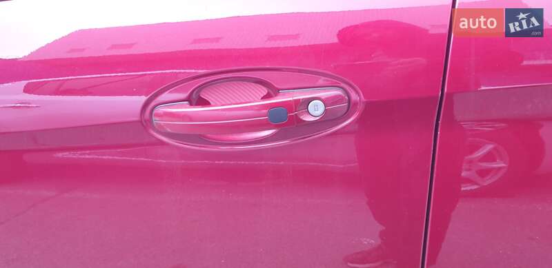 Минивэн Ford C-Max 2013 в Днепре фото 5 Минивэн Ford C-Max 2013 в Днепре