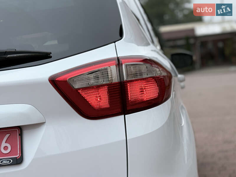 Минивэн Ford C-Max 2011 в Стрые