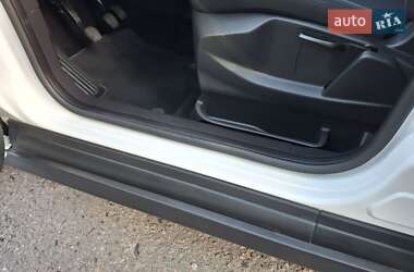 Минивэн Ford C-Max 2019 в 