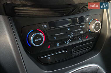 Минивэн Ford C-Max 2016 в 