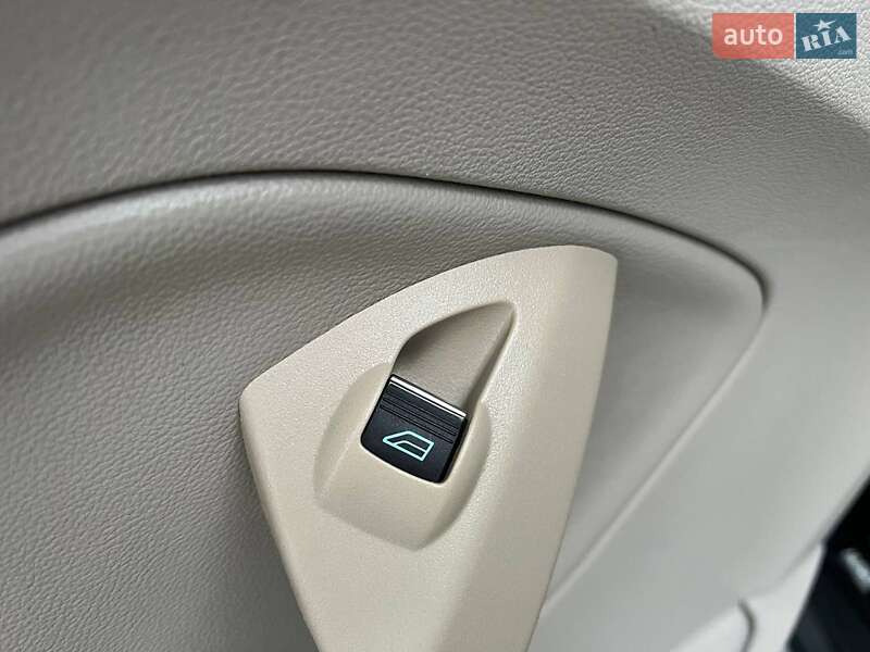 Минивэн Ford C-Max 2014 в Львове фото 34 Минивэн Ford C-Max 2014 в Львове
