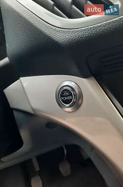 Мінівен Ford C-Max 2011 в 