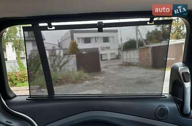 Мінівен Ford C-Max 2011 в 