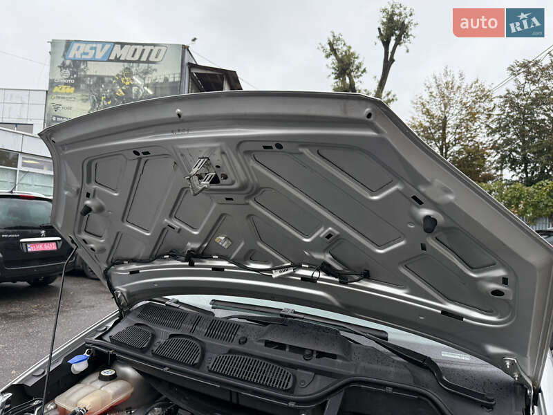 Минивэн Ford C-Max 2006 в Виннице