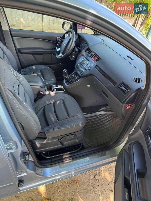 Мінівен Ford C-Max 2004 в Кіцмані