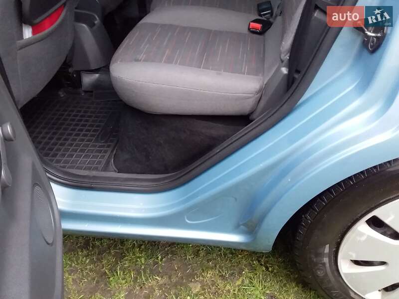 Минивэн Ford C-Max 2008 в Боярке