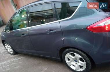 Мінівен Ford C-Max 2012 в 