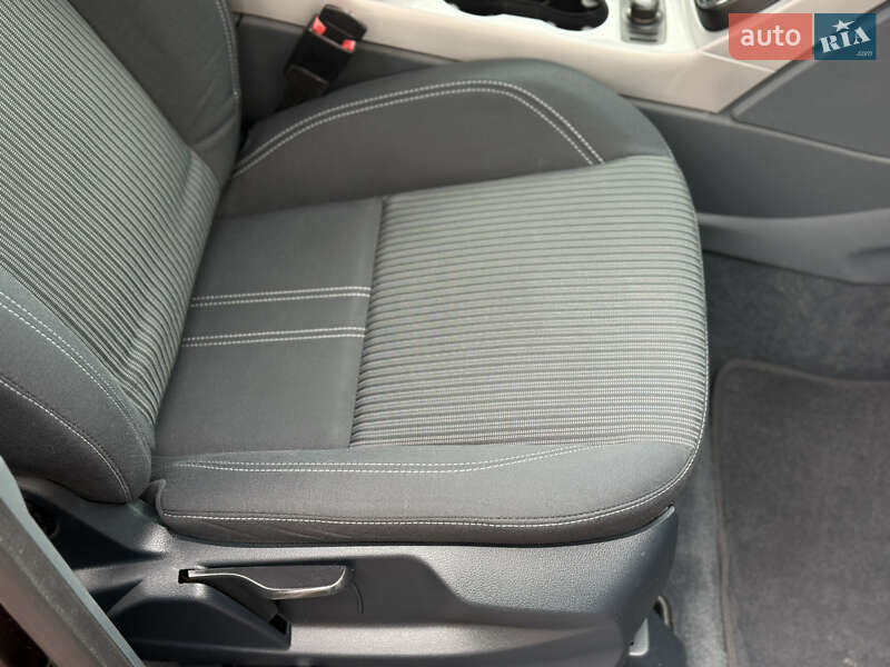 Минивэн Ford C-Max 2012 в Стрые