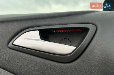 Мінівен Ford C-Max 2012 в 