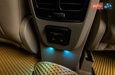 Минивэн Ford C-Max 2013 в 