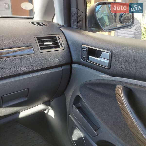 Мінівен Ford C-Max 2008 в Луцьку фото 8 Мінівен Ford C-Max 2008 в Луцьку