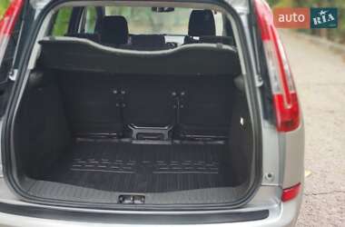 Мінівен Ford C-Max 2010 в 