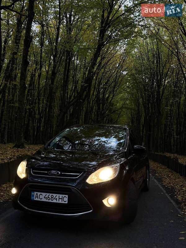 Минивэн Ford C-Max 2010 в Луцке
