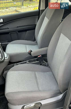 Мінівен Ford C-Max 2006 в  фото 16 Мінівен Ford C-Max 2006 в
