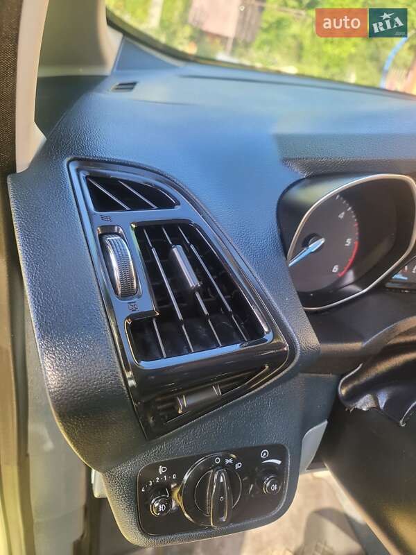 Минивэн Ford C-Max 2012 в Калуше фото 29 Минивэн Ford C-Max 2012 в Калуше