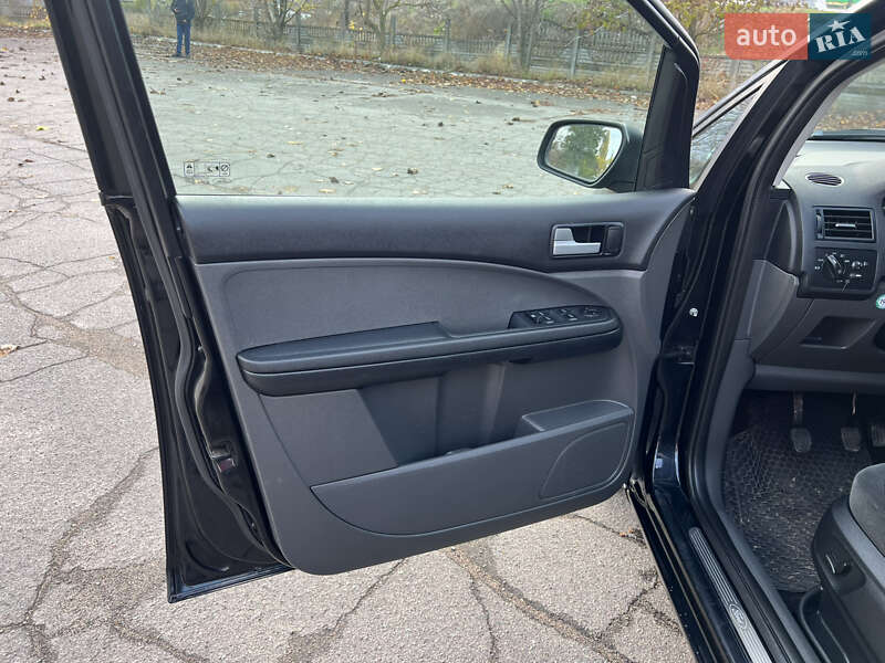 Мінівен Ford C-Max 2007 в Хоролі фото 22 Мінівен Ford C-Max 2007 в Хоролі