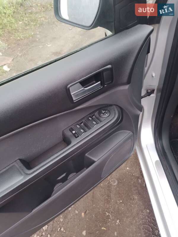 Минивэн Ford C-Max 2006 в Ровно фото 4 Минивэн Ford C-Max 2006 в Ровно