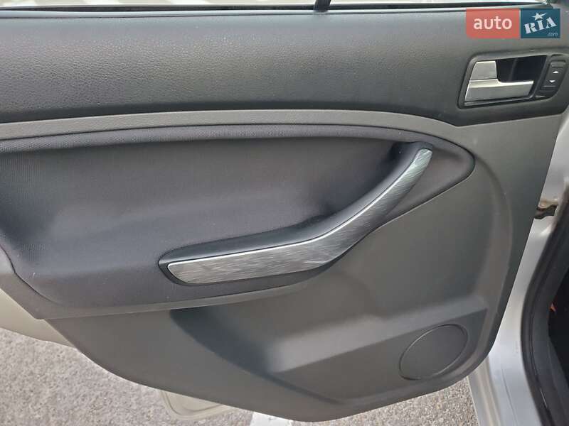 Мінівен Ford C-Max 2008 в Житомирі фото 20 Мінівен Ford C-Max 2008 в Житомирі