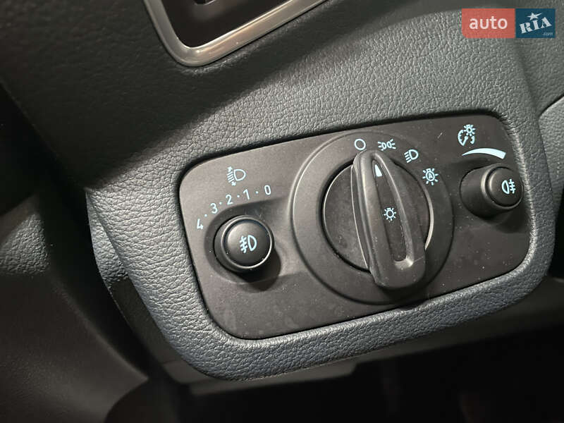 Минивэн Ford C-Max 2014 в Стрые фото 34 Минивэн Ford C-Max 2014 в Стрые