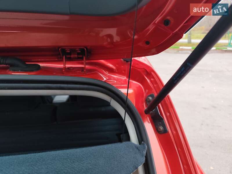 Минивэн Ford C-Max 2011 в Звягеле фото 57 Минивэн Ford C-Max 2011 в Звягеле